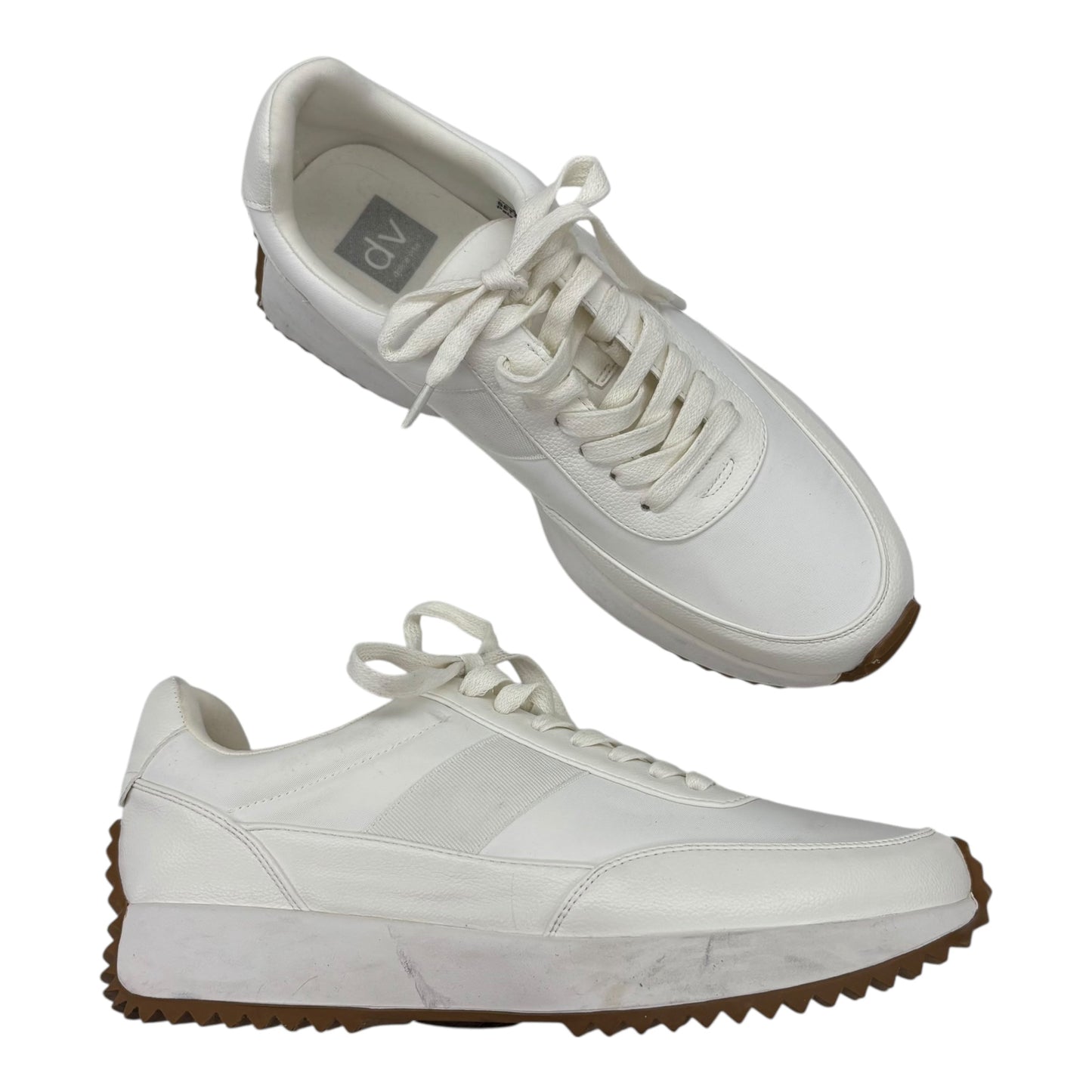 Shoes Sneakers By Dolce Vita In Cream, Size:11