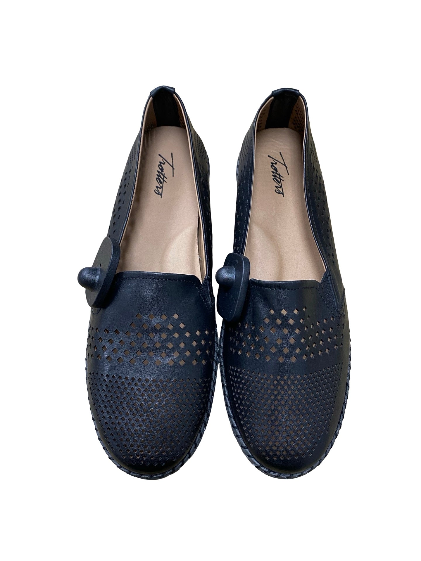 Shoes Flats By  TROTTERS  In Black, Size:11