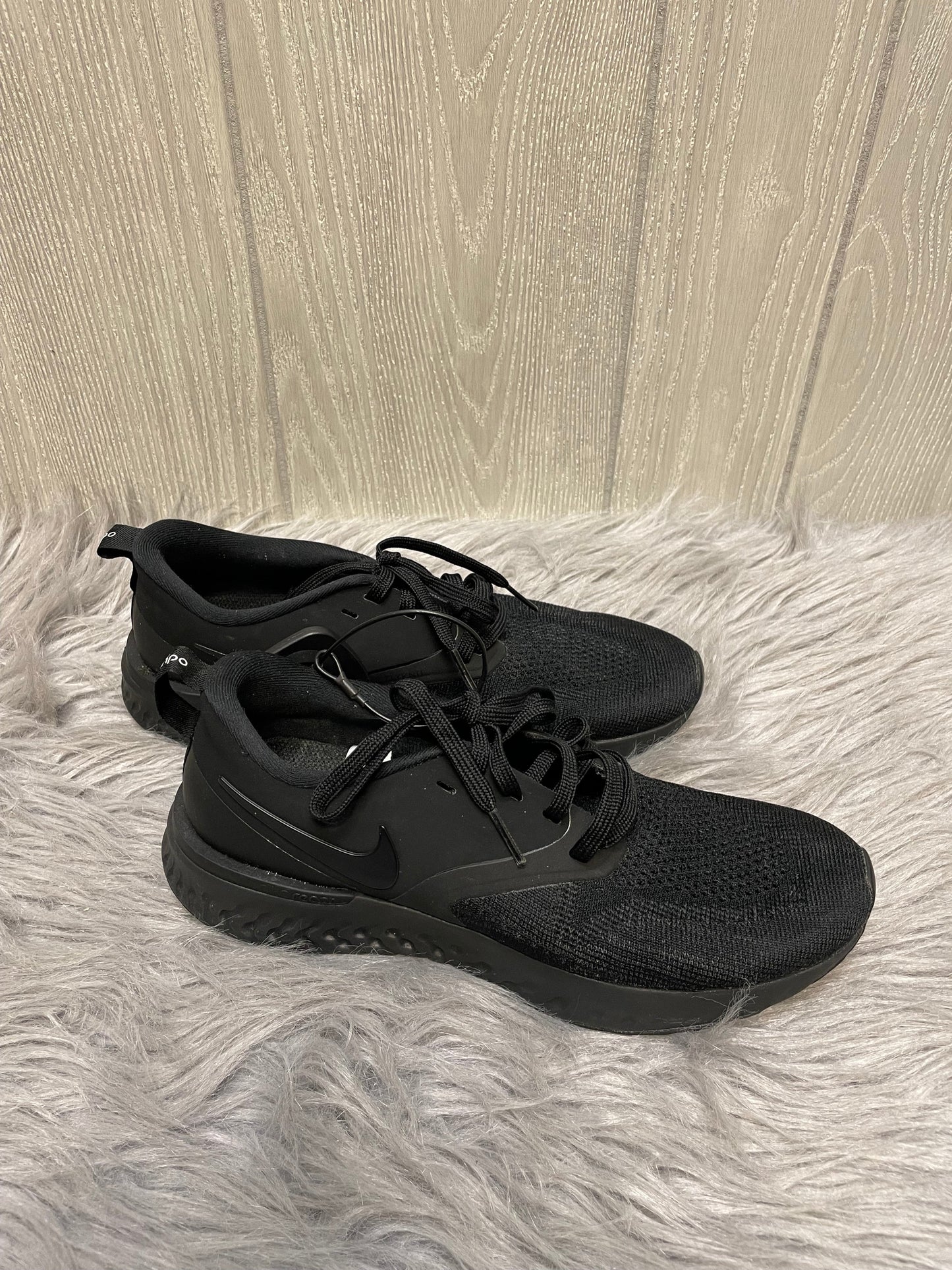 Shoes Athletic By Nike In Black, Size: 7