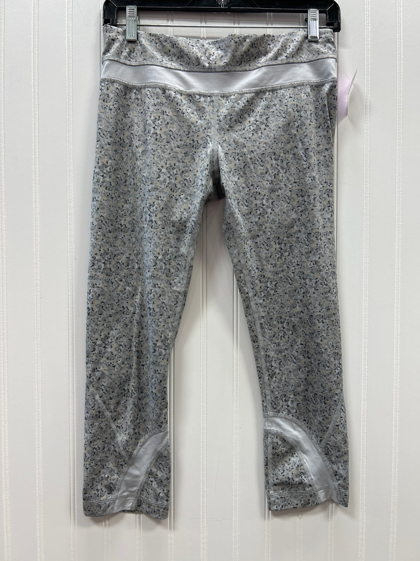 Athletic Leggings Capris By Lululemon In Grey, Size:6