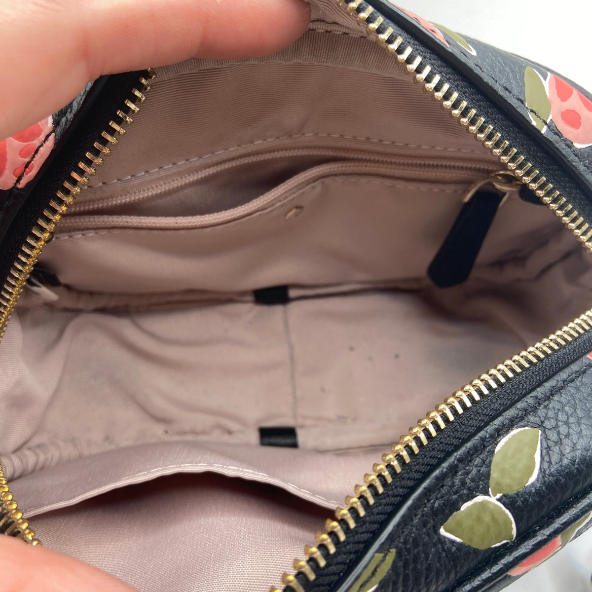 Crossbody Designer By Kate Spade, Size: Small