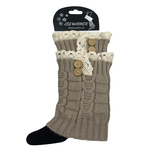 Socks By Clothes Mentor In Tan, Size:0