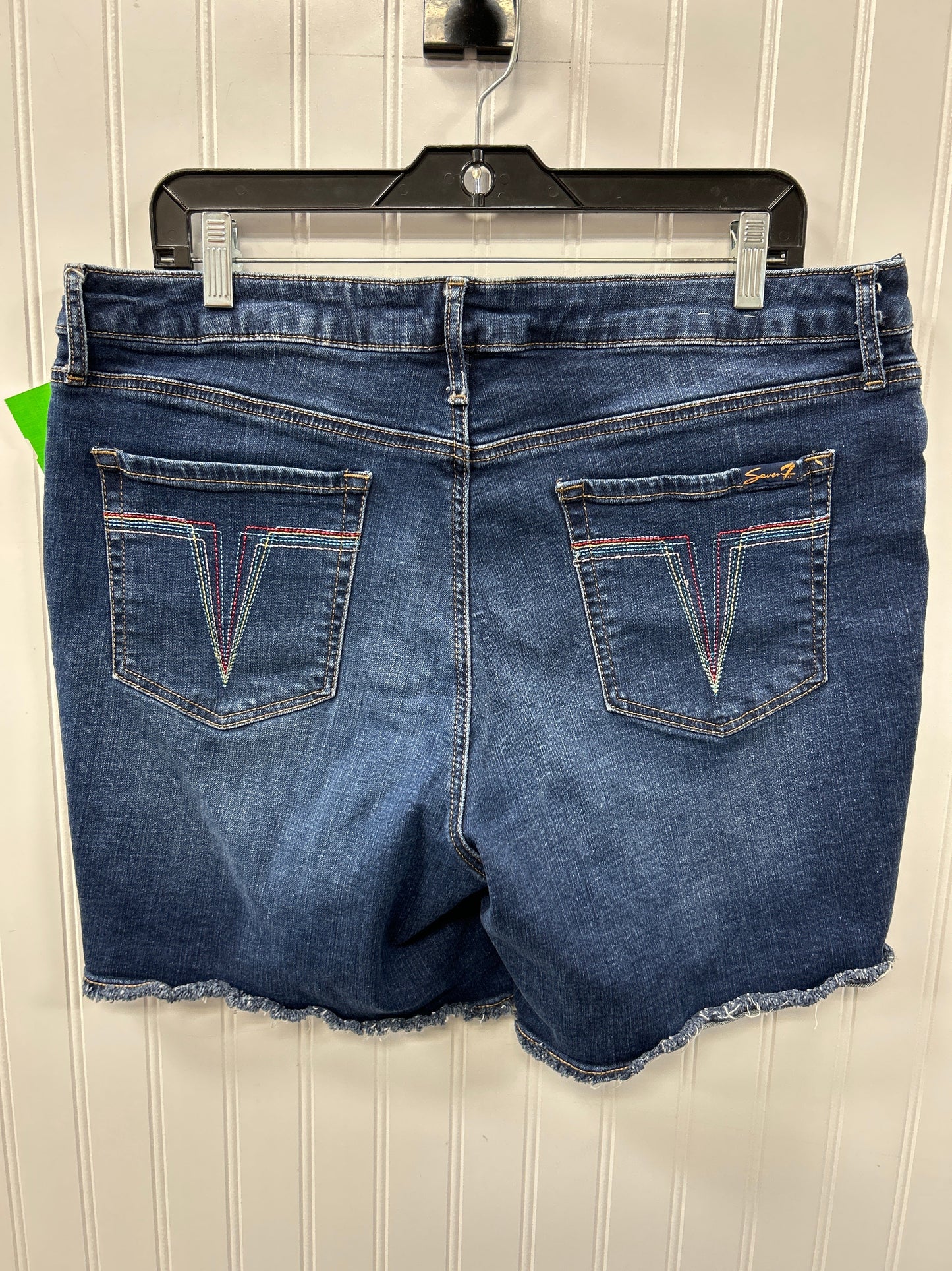 Shorts By Seven 7 In Blue Denim, Size:16