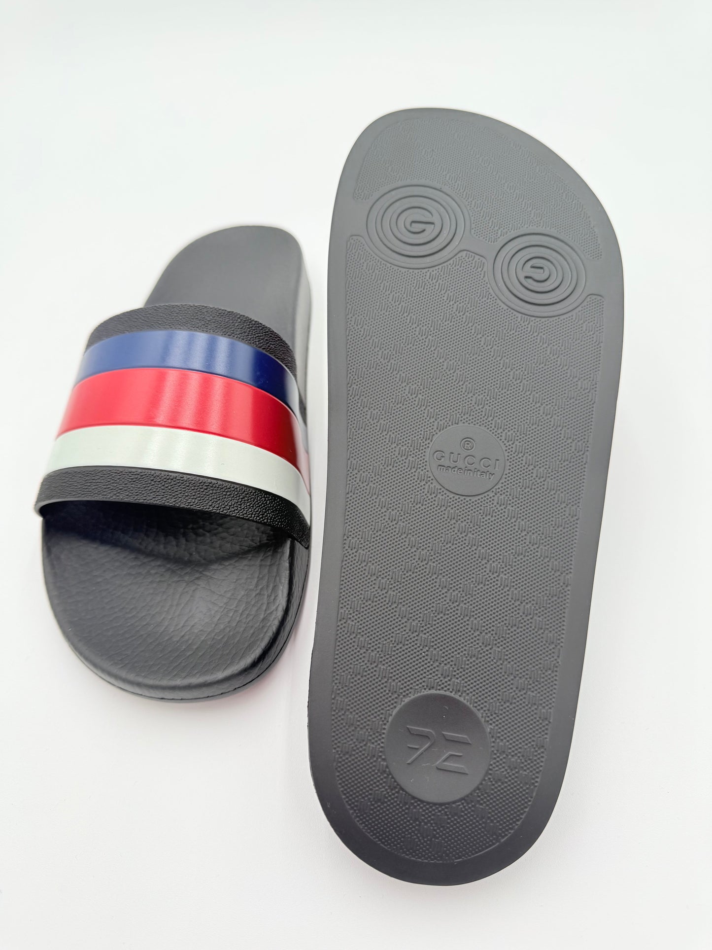 Sandals Luxury Designer By Gucci In Black, Size:10