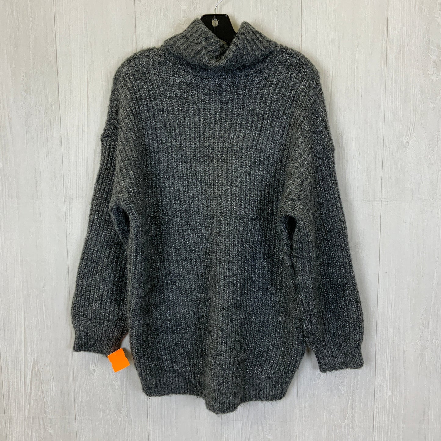 Sweater By Old Navy In Charcoal, Size: L