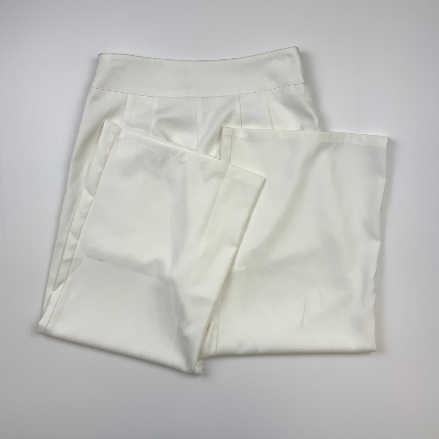 White Pants Cropped Hem & Thread, Size S