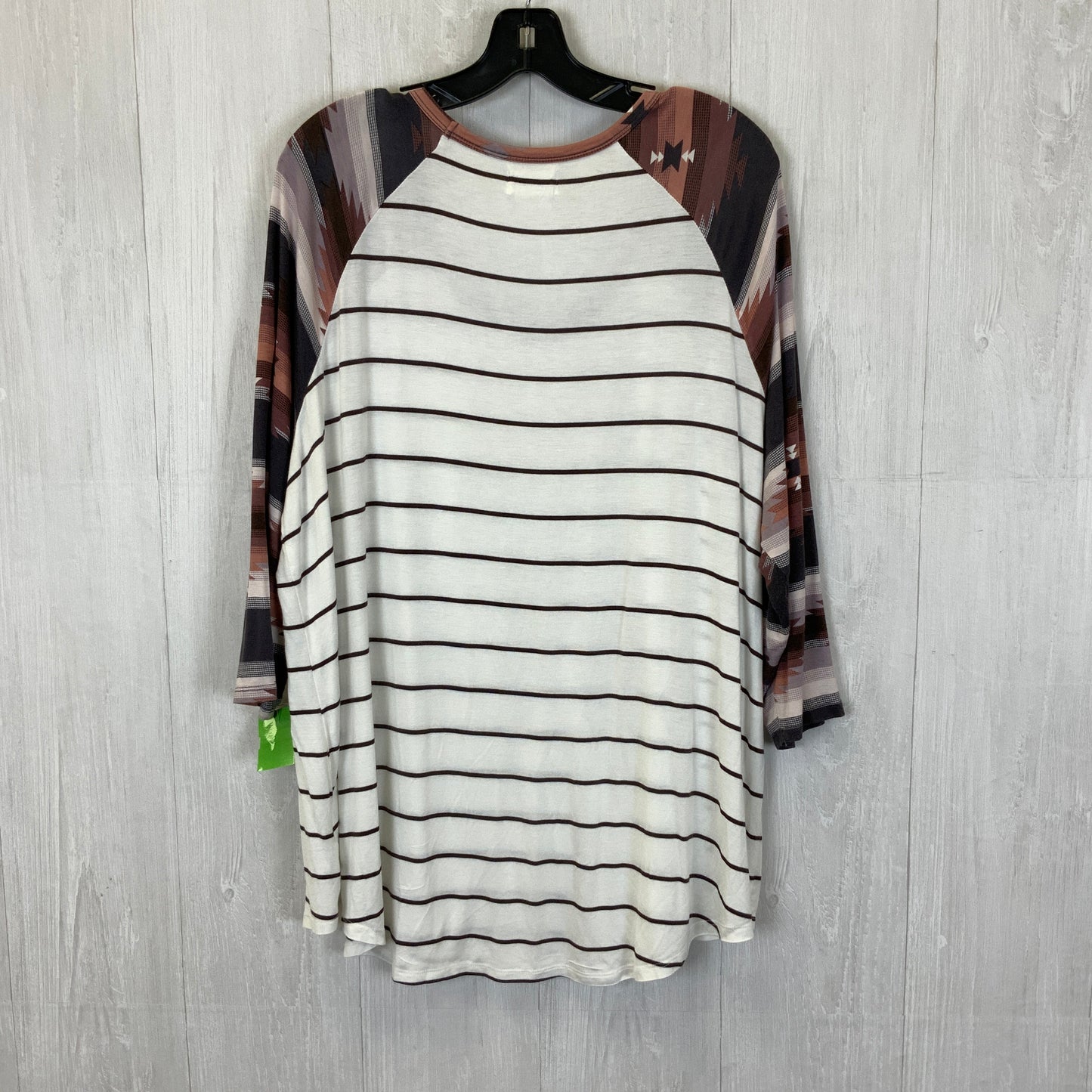 Striped Pattern Top 3/4 Sleeve Maurices, Size 2x