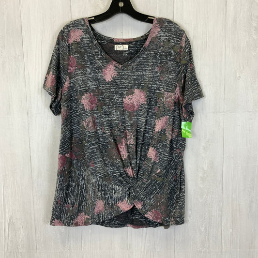 Top Short Sleeve Basic By Maurices  Size: 1x