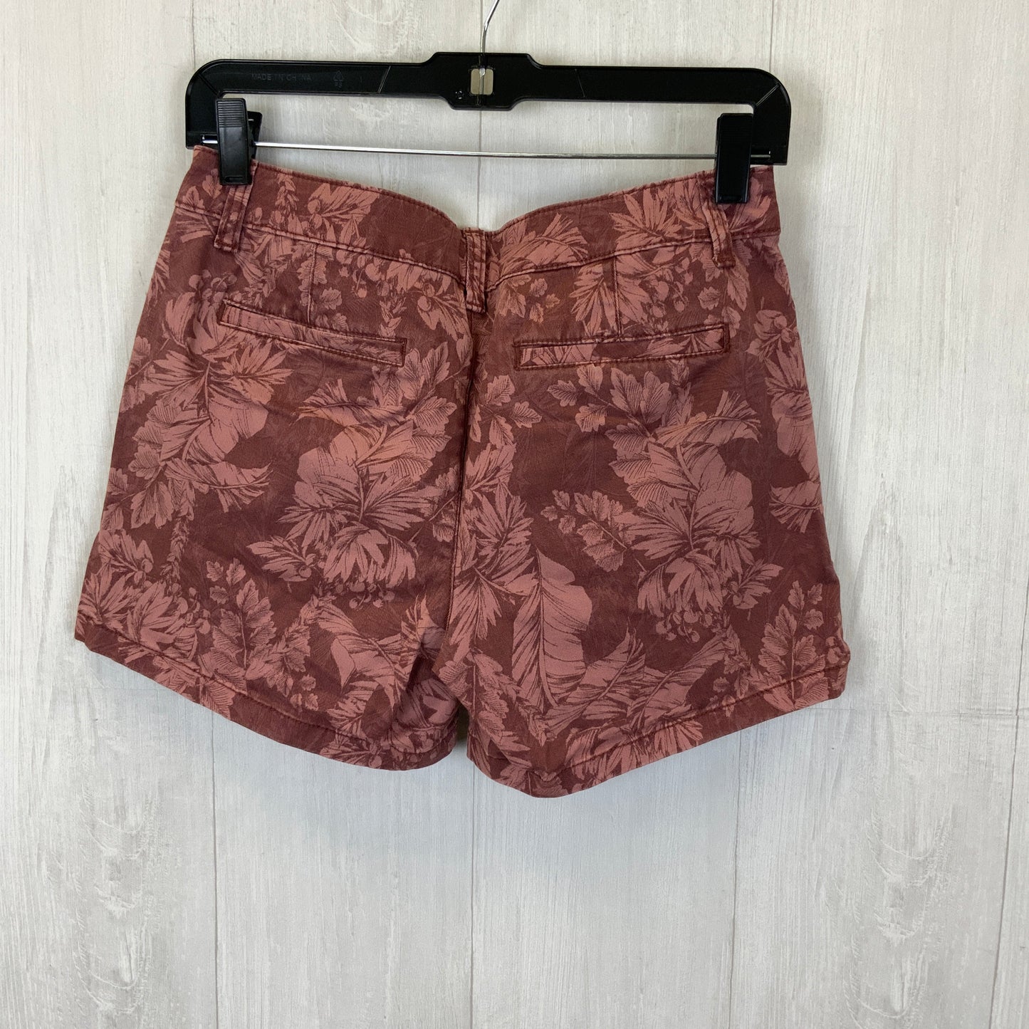 Red Shorts Ana, Size 2