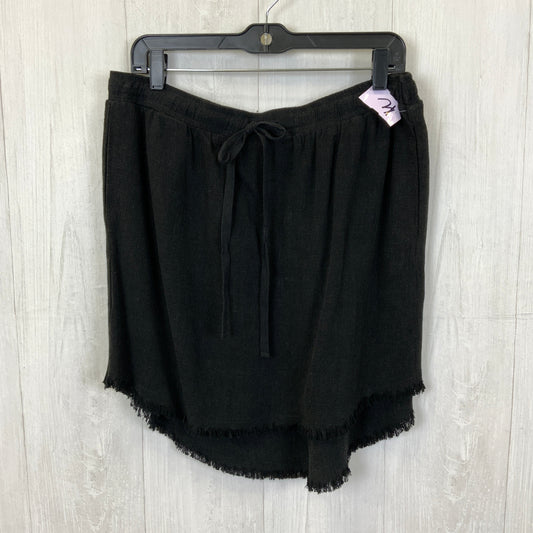 Skirt Mini & Short By Umgee In Black, Size: M