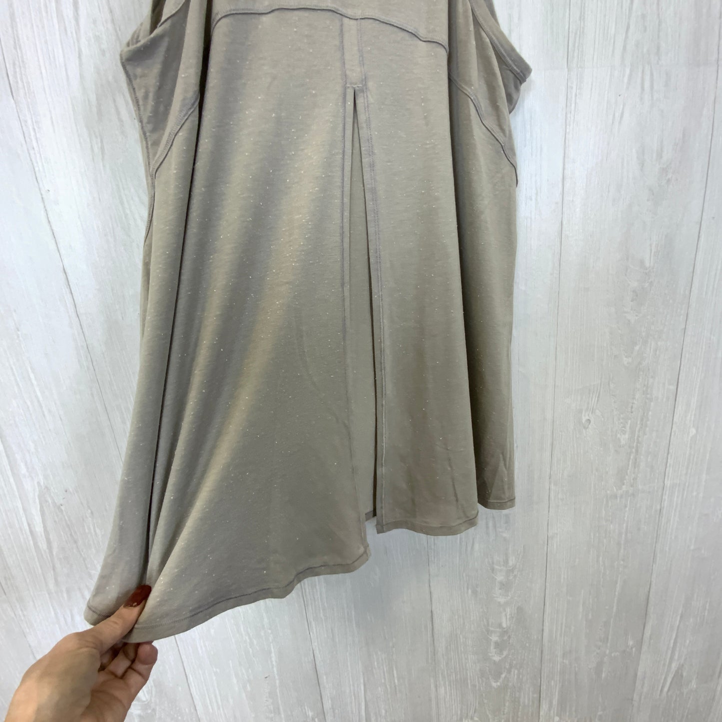 Athletic Tank Top By Lululemon In Grey, Size: M