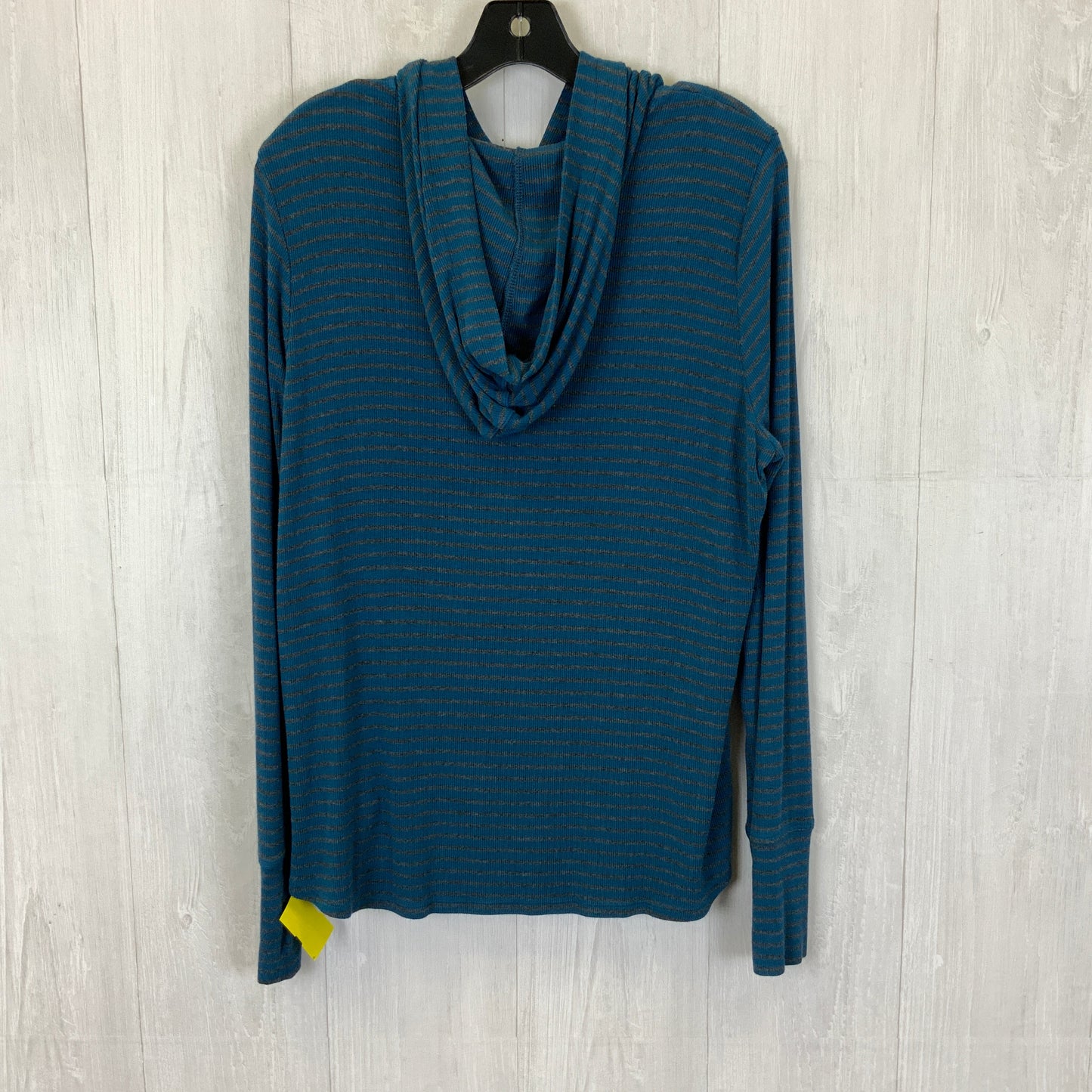 Top Long Sleeve By Cabi In Teal, Size: L