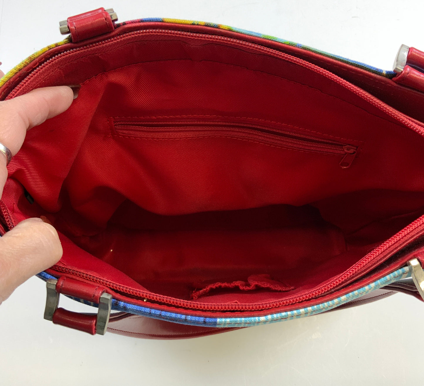 Handbag By Clothes Mentor, Size: Medium