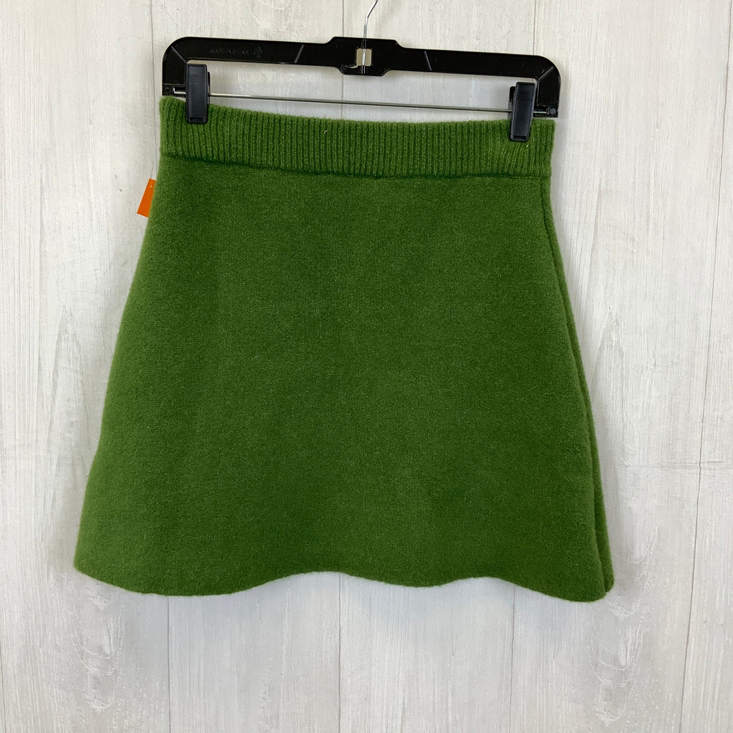 Skirt Mini & Short By Zara In Green, Size: S