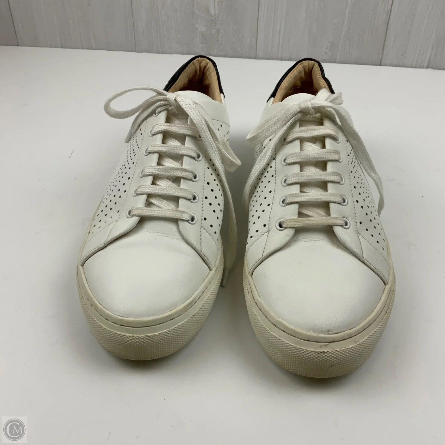 Shoes Sneakers By Kate Spade In White, Size: 9