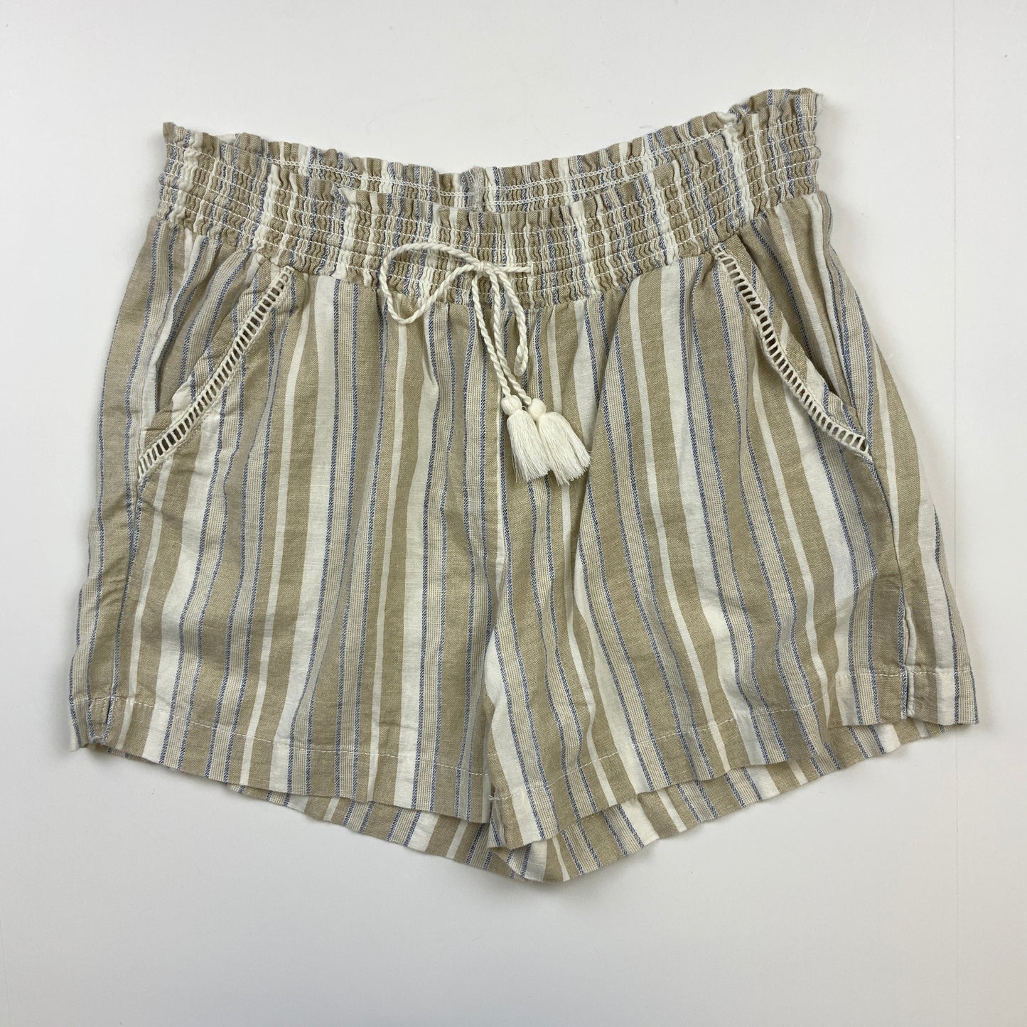 Tan & White Shorts Briggs, Size L