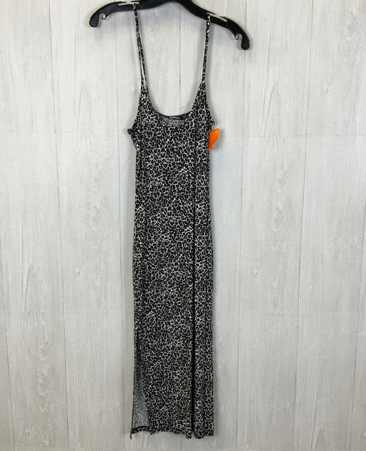 Dress Casual Midi By Boohoo Boutique  Size: S