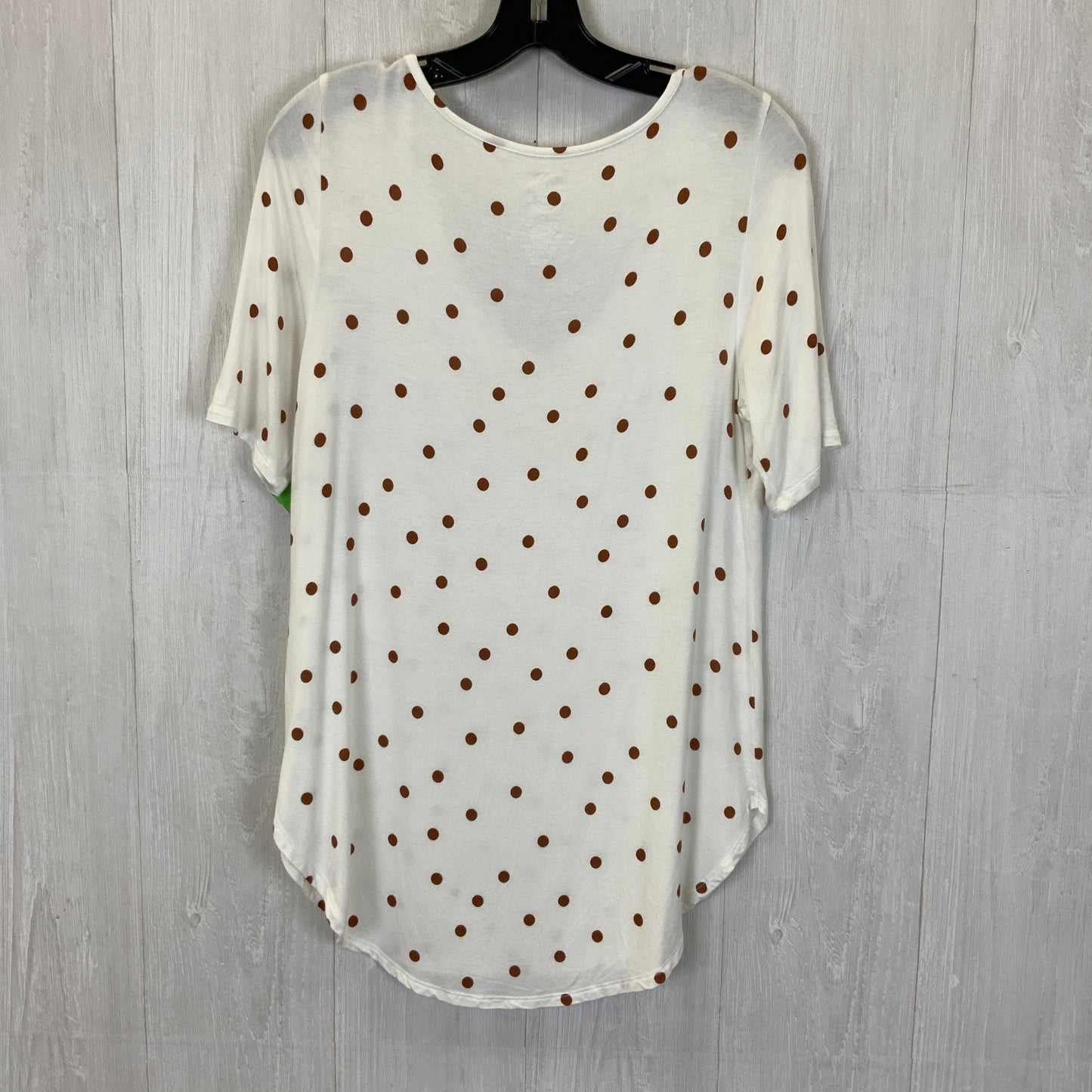 Top Short Sleeve Basic By Maurices  Size: M