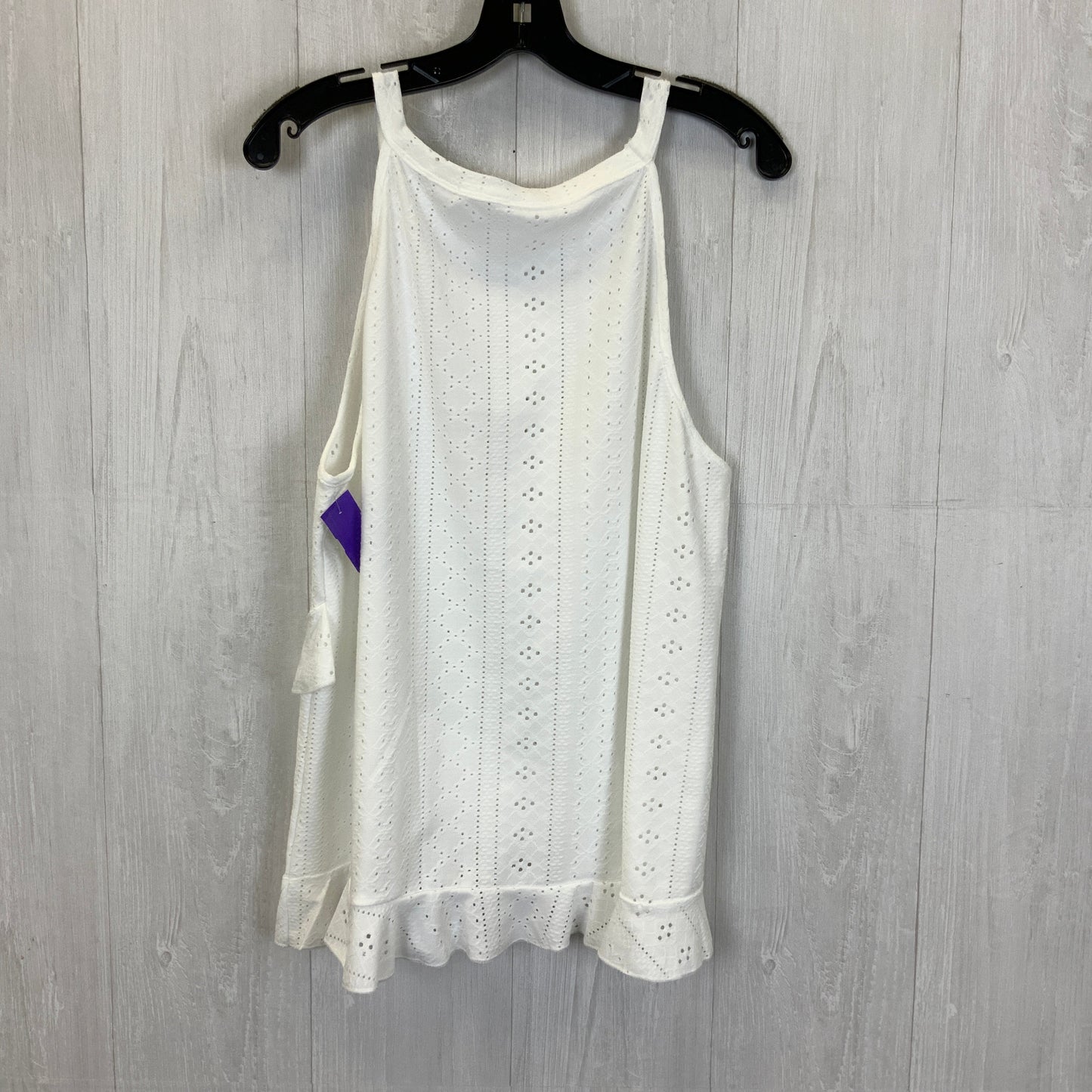 White Top Sleeveless Clothes Mentor, Size Xl