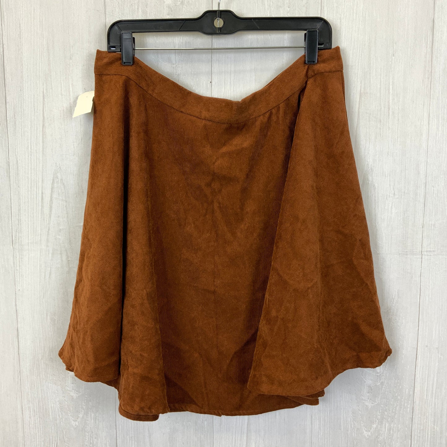 Skirt Mini & Short By Shein In Tan, Size: 1x