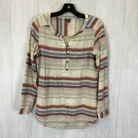 Top Long Sleeve By Eddie Bauer In Cream, Size: Xs