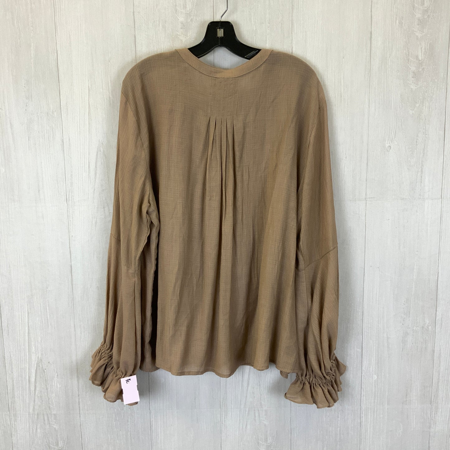 Top Long Sleeve By Clothes Mentor In Brown, Size: 3x