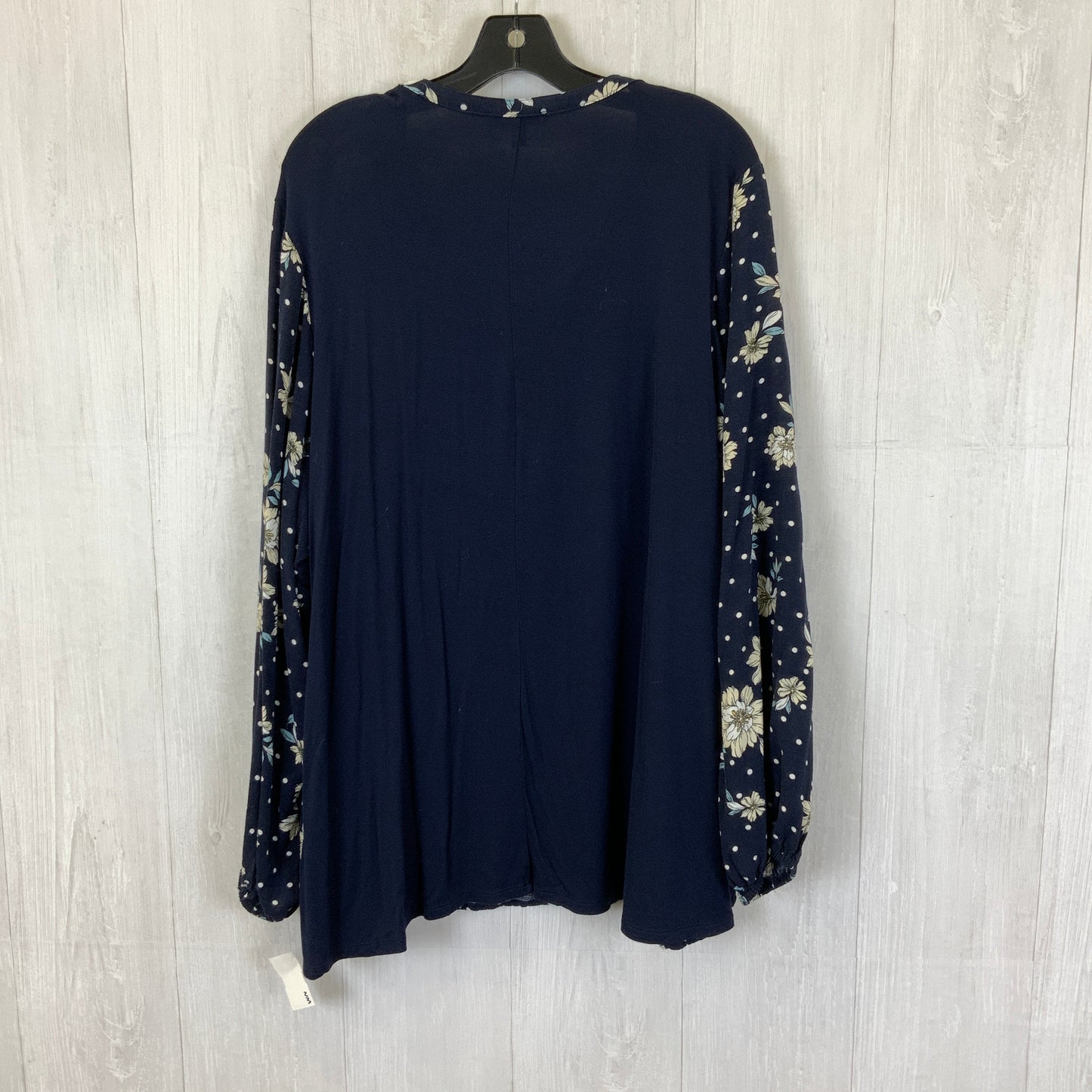 Top Long Sleeve By Lane Bryant In Navy, Size: 3x