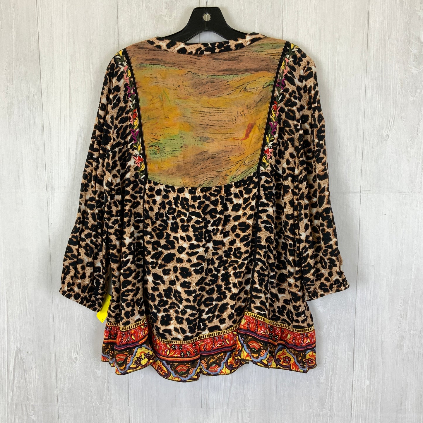 Blouse 3/4 Sleeve By John Mark In Leopard Print, Size: M