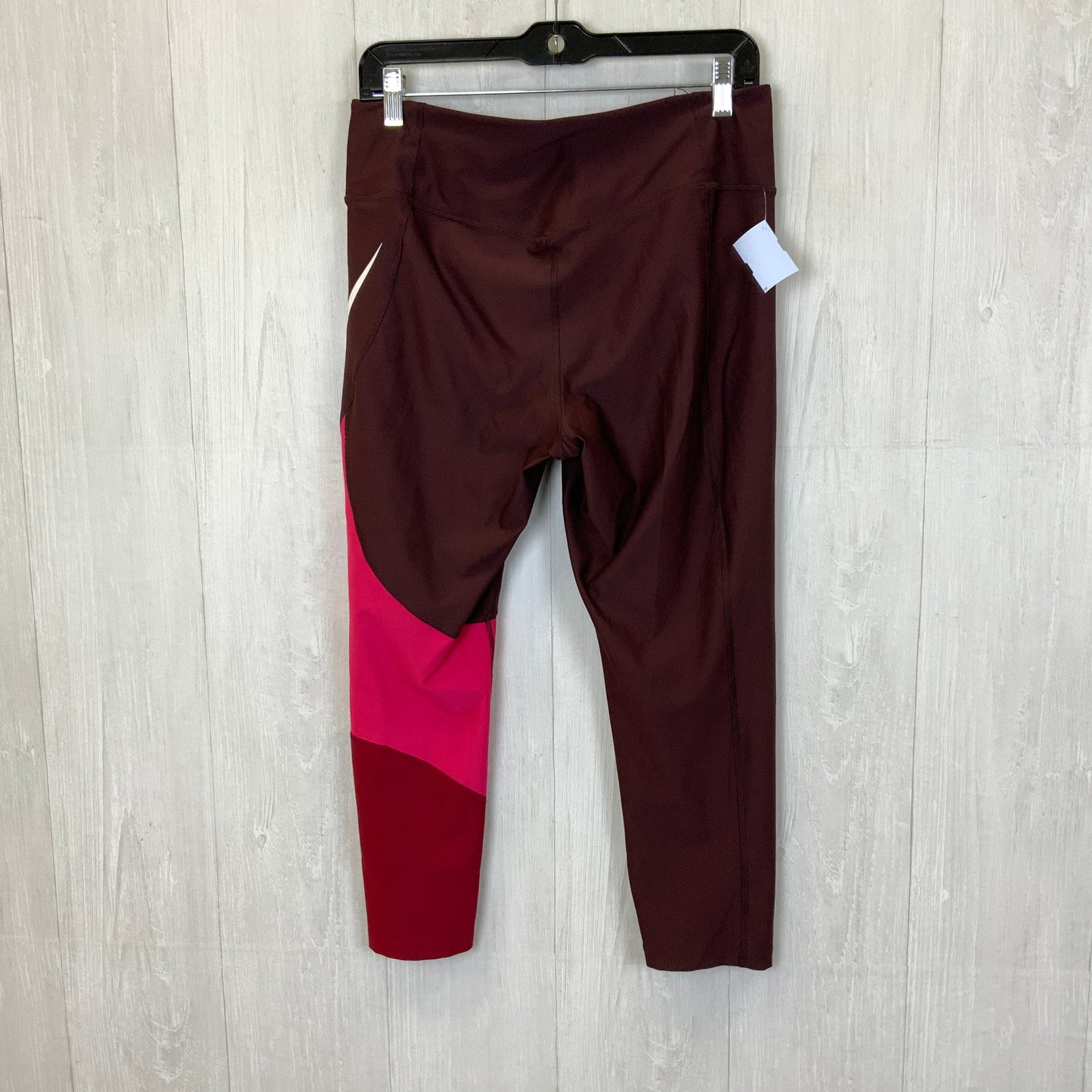 Athletic Capris By Nike Apparel In Red, Size: L