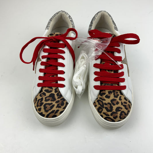Animal Print Shoes Sneakers Clothes Mentor, Size 8