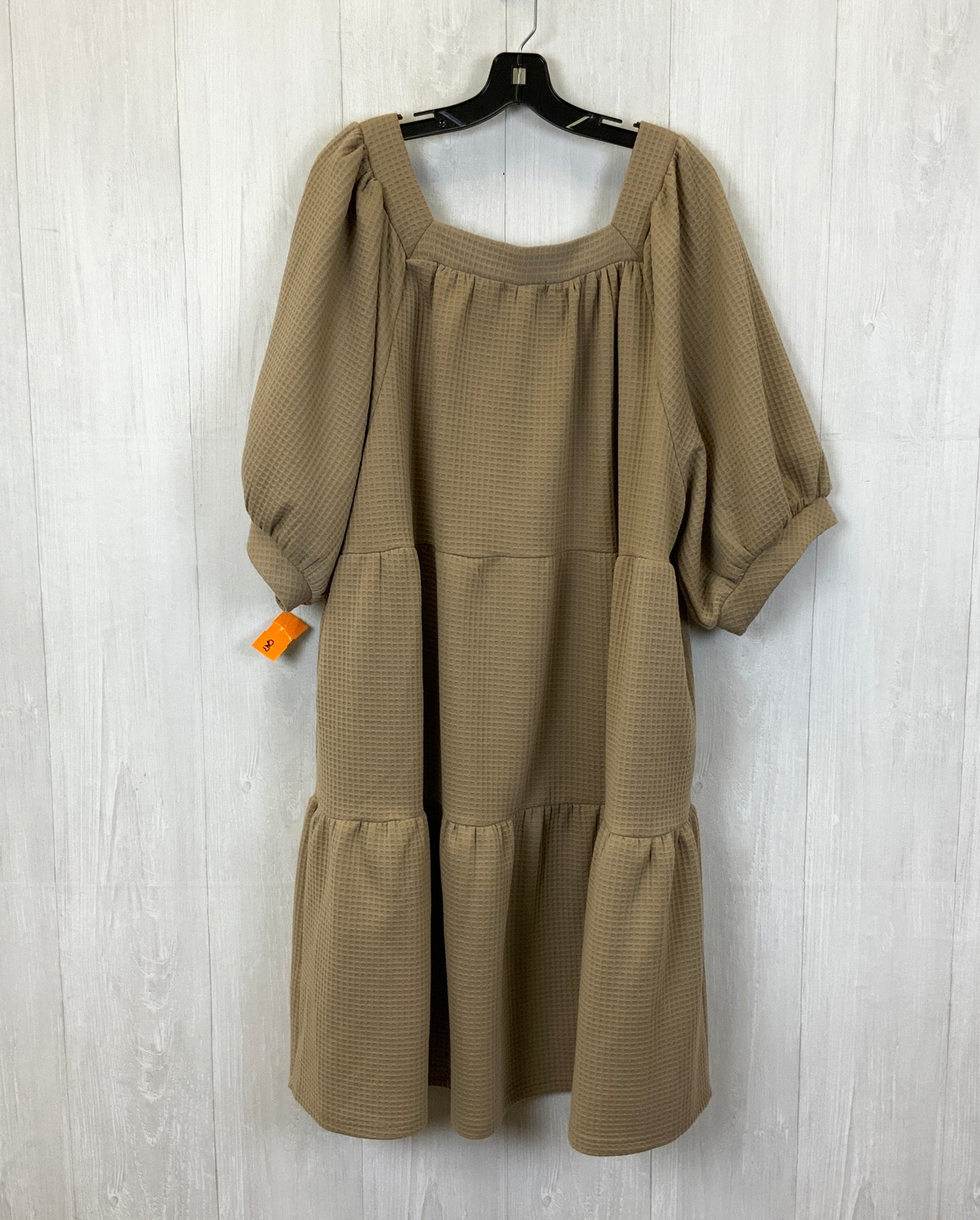 Dress Casual Midi By Clothes Mentor In Tan, Size: 3x