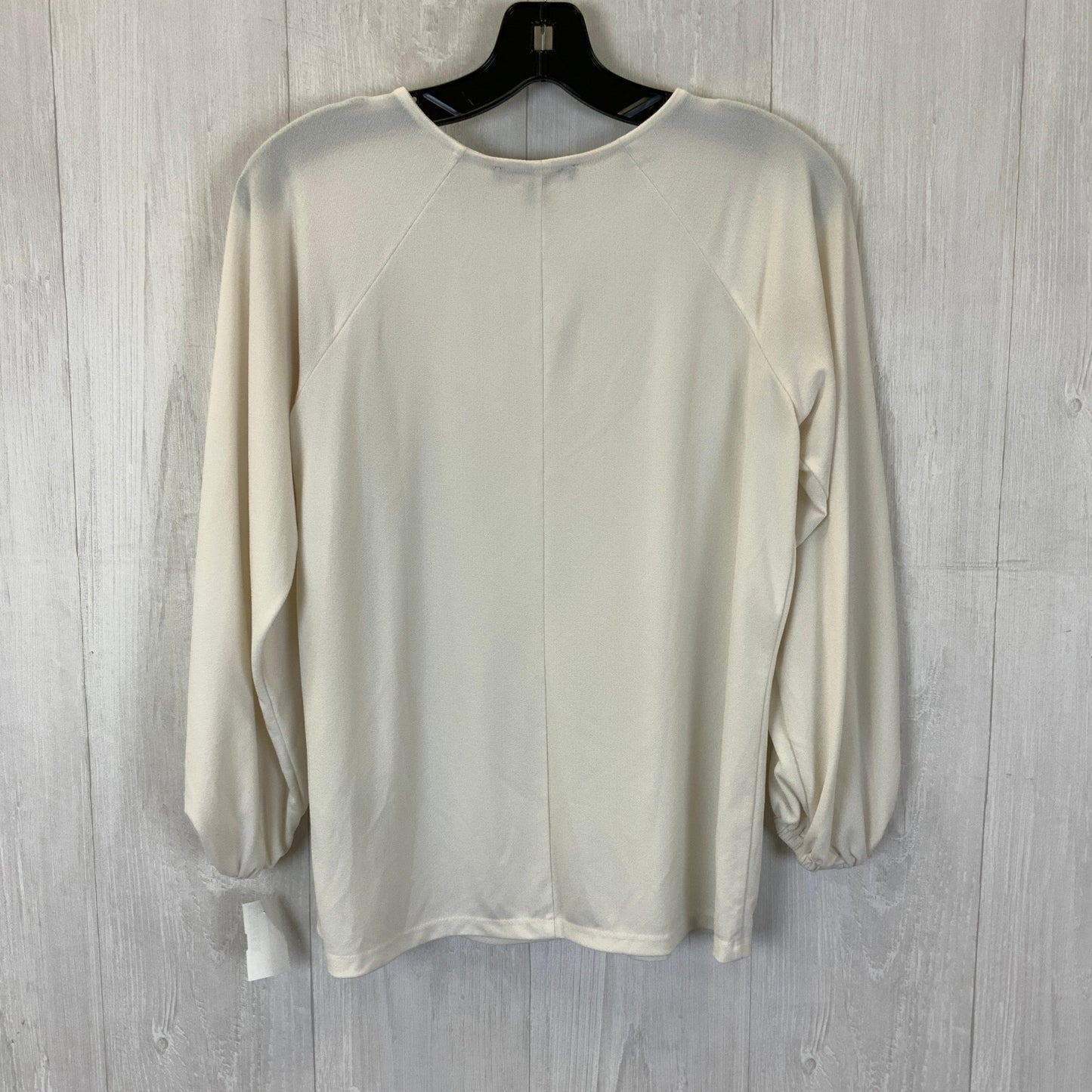 Top Long Sleeve By Banana Republic In Cream, Size: Xs