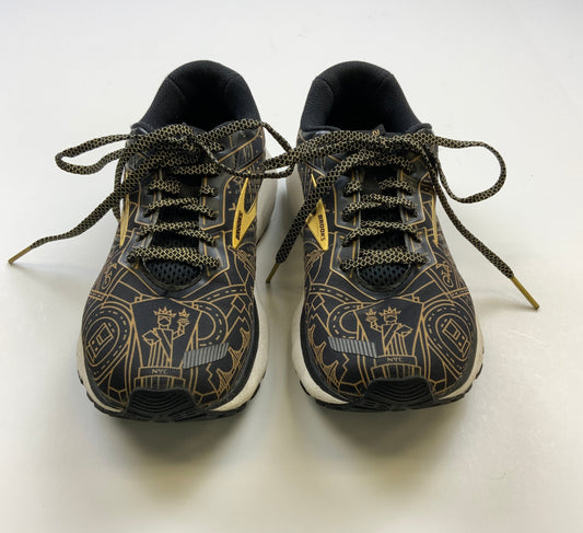 Black & Gold Shoes Athletic Brooks, Size 7