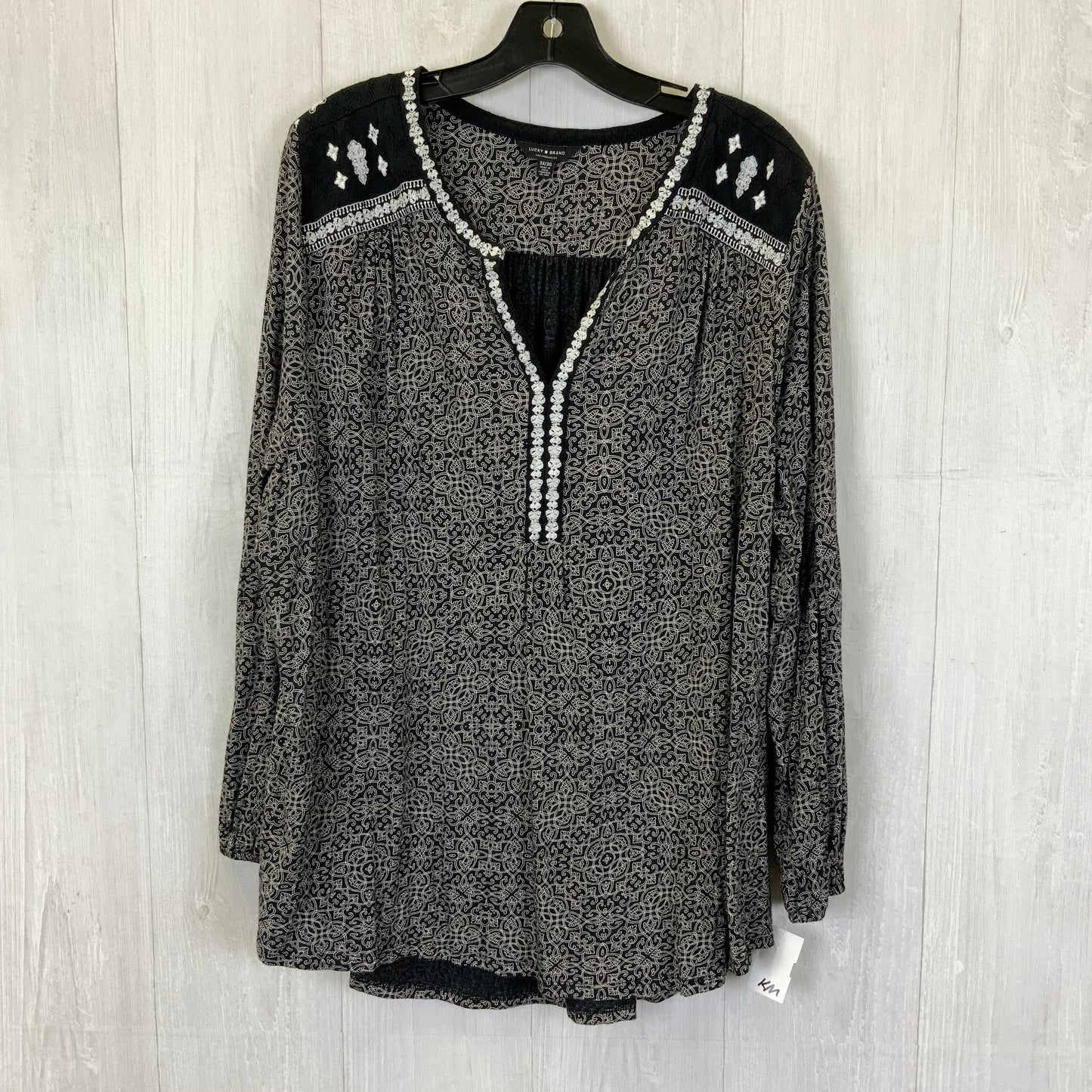 Top Long Sleeve By Lucky Brand In Black & White, Size: 3x