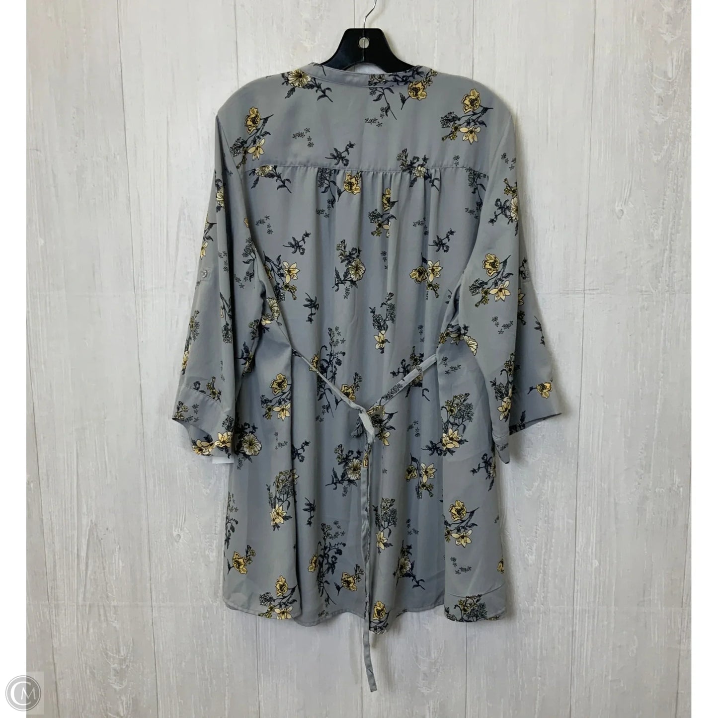 Top Long Sleeve By Torrid In Grey & Yellow, Size: 2x