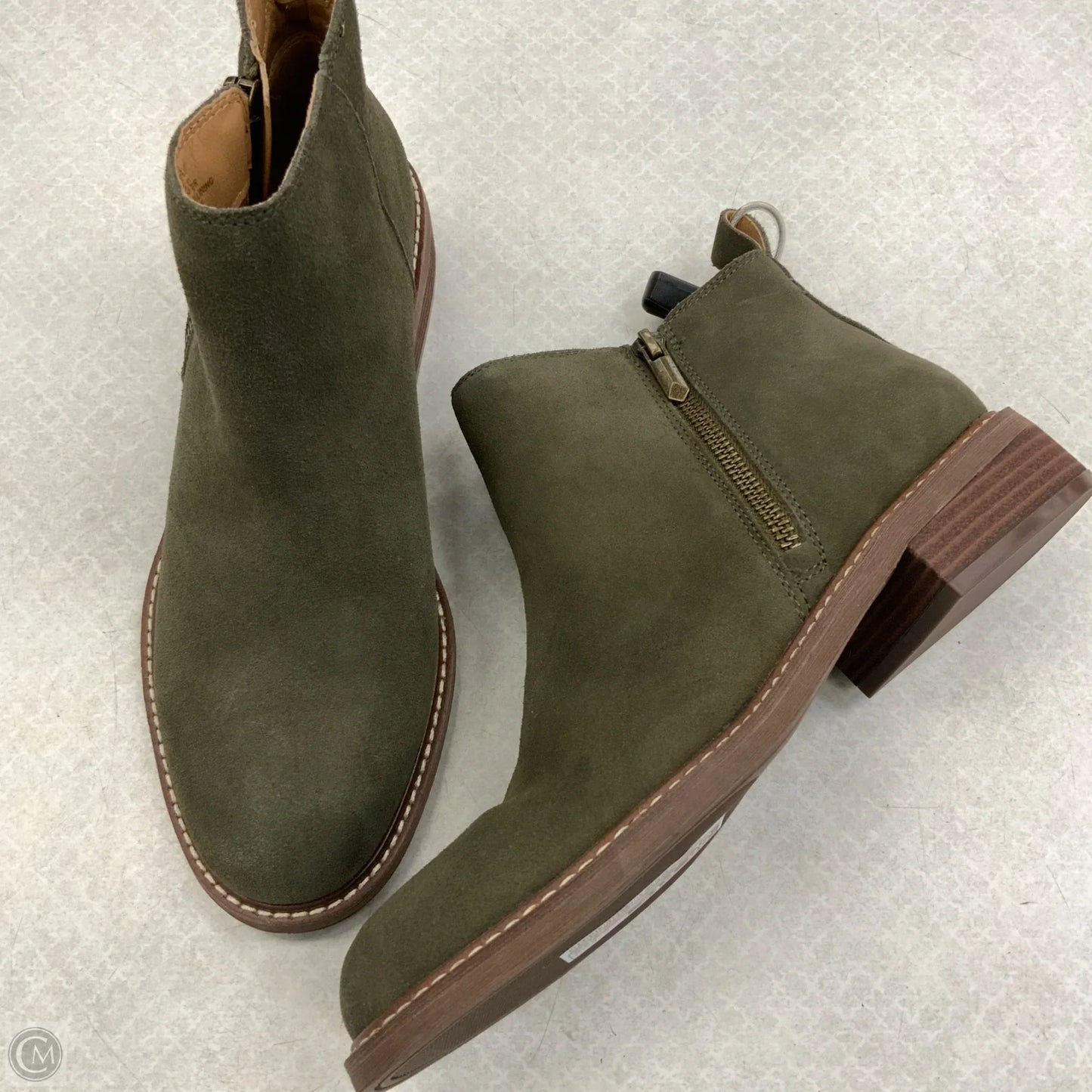 Boots Ankle Flats By Crown Vintage In Green, Size: 8.5