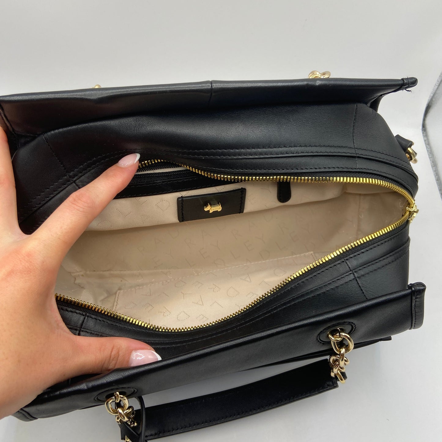 Handbag By Radley London, Size: Medium
