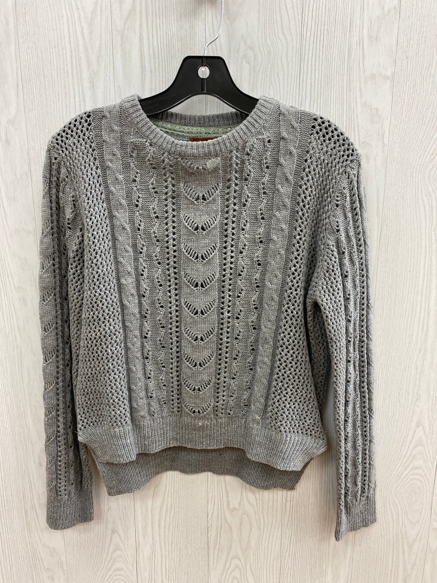 Sweater By Pol In Grey, Size: M