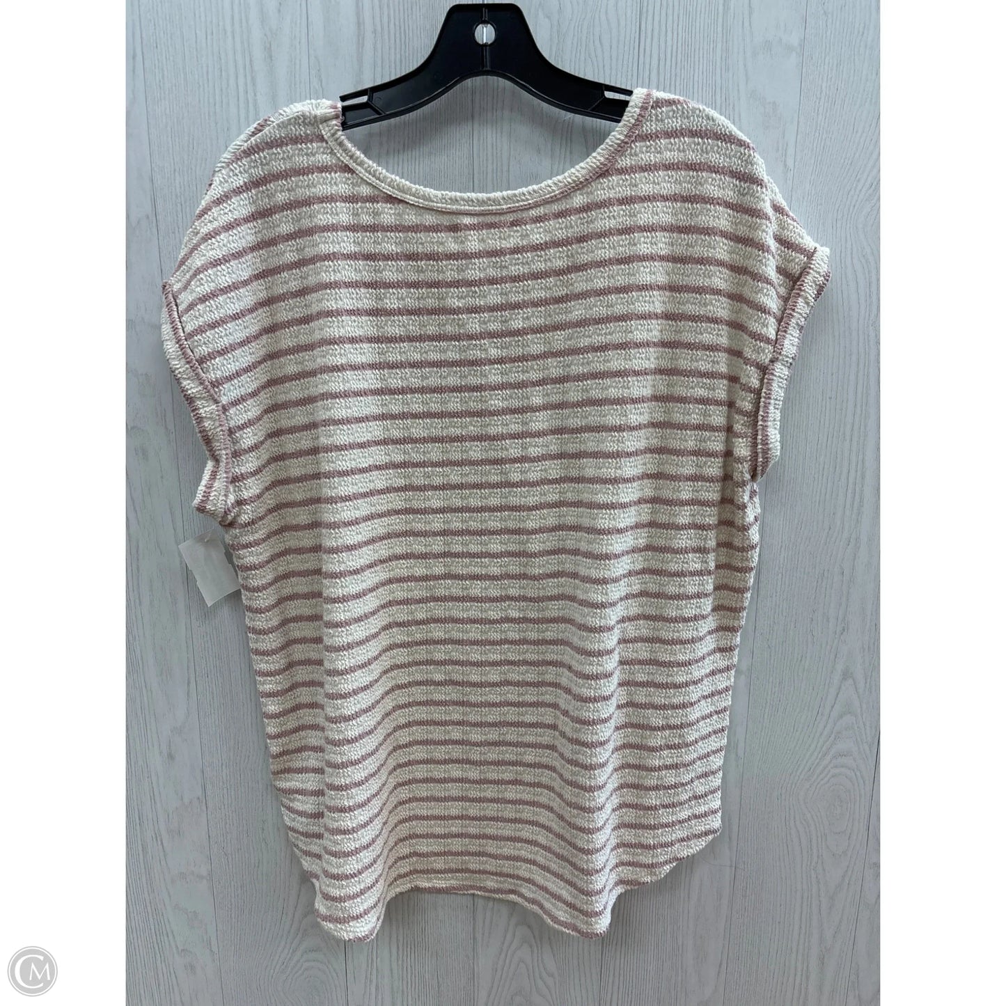 Top Short Sleeve By Maurices In Striped Pattern, Size: L