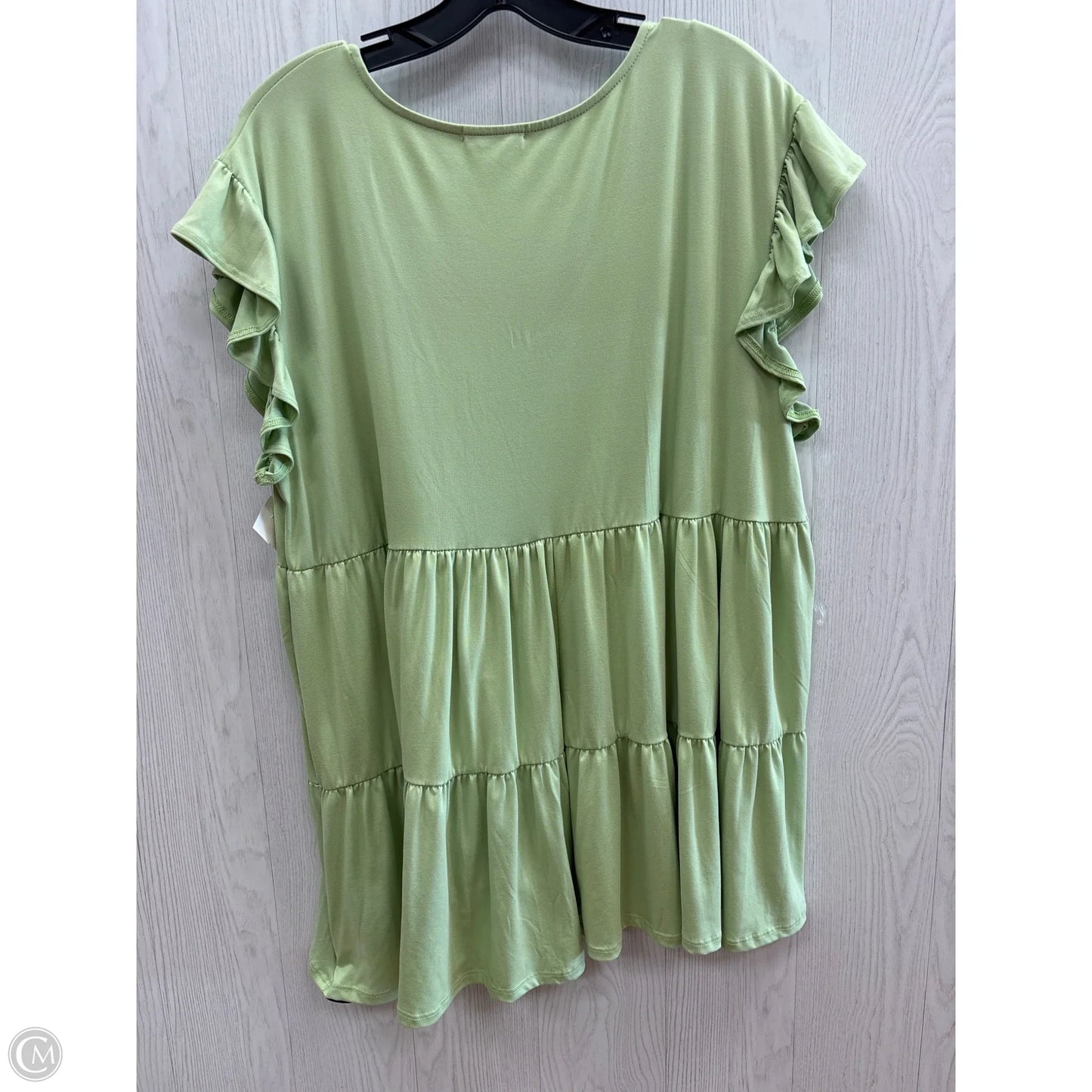 Top Short Sleeve By Entro In Green, Size: 1x