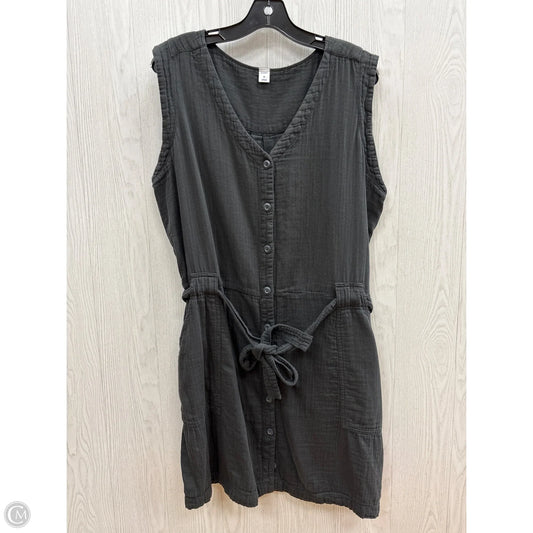 Dress Casual Short By Old Navy In Grey, Size: Xl