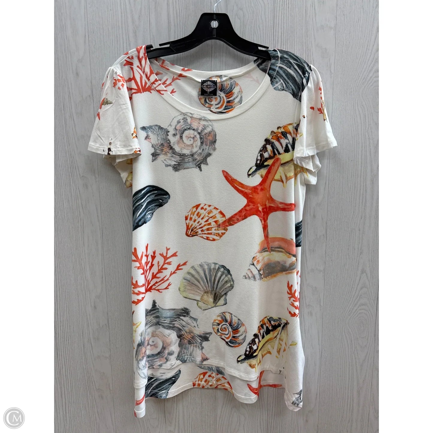 Top Short Sleeve Basic By Cal Style In White, Size: S