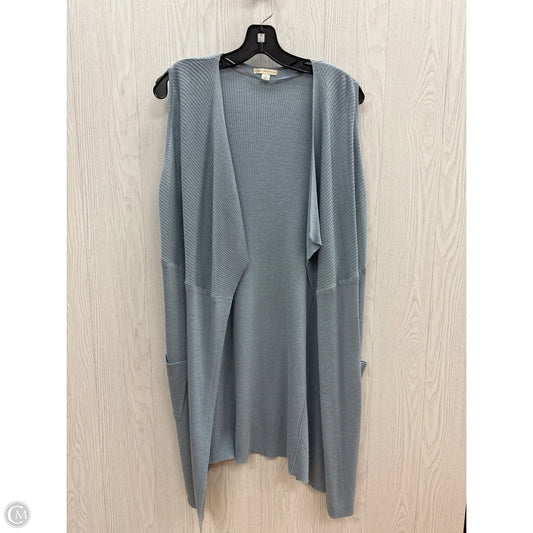 Top Sleeveless By Cato In Blue, Size: S