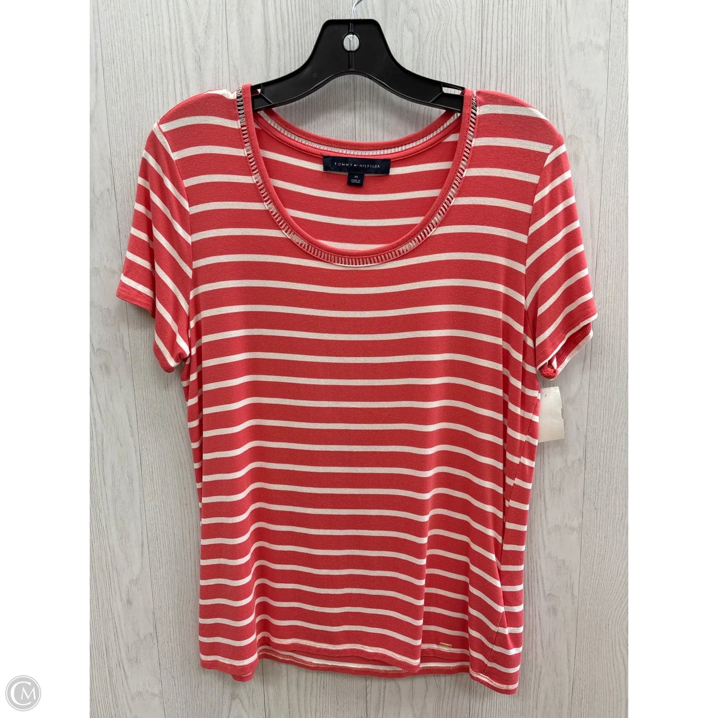 Top Short Sleeve By Tommy Hilfiger In Coral, Size: M