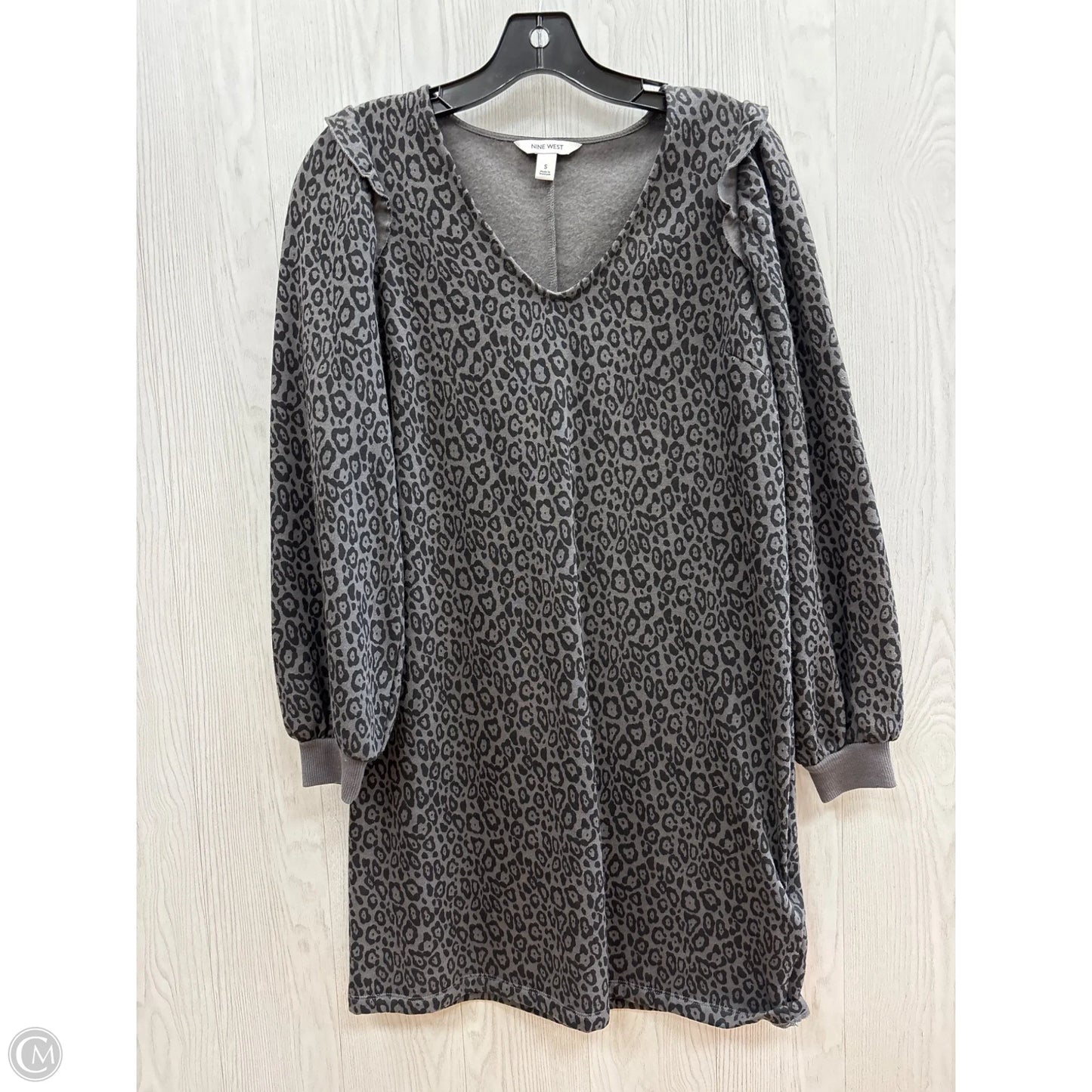 Dress Casual Short By Nine West In Grey, Size: S