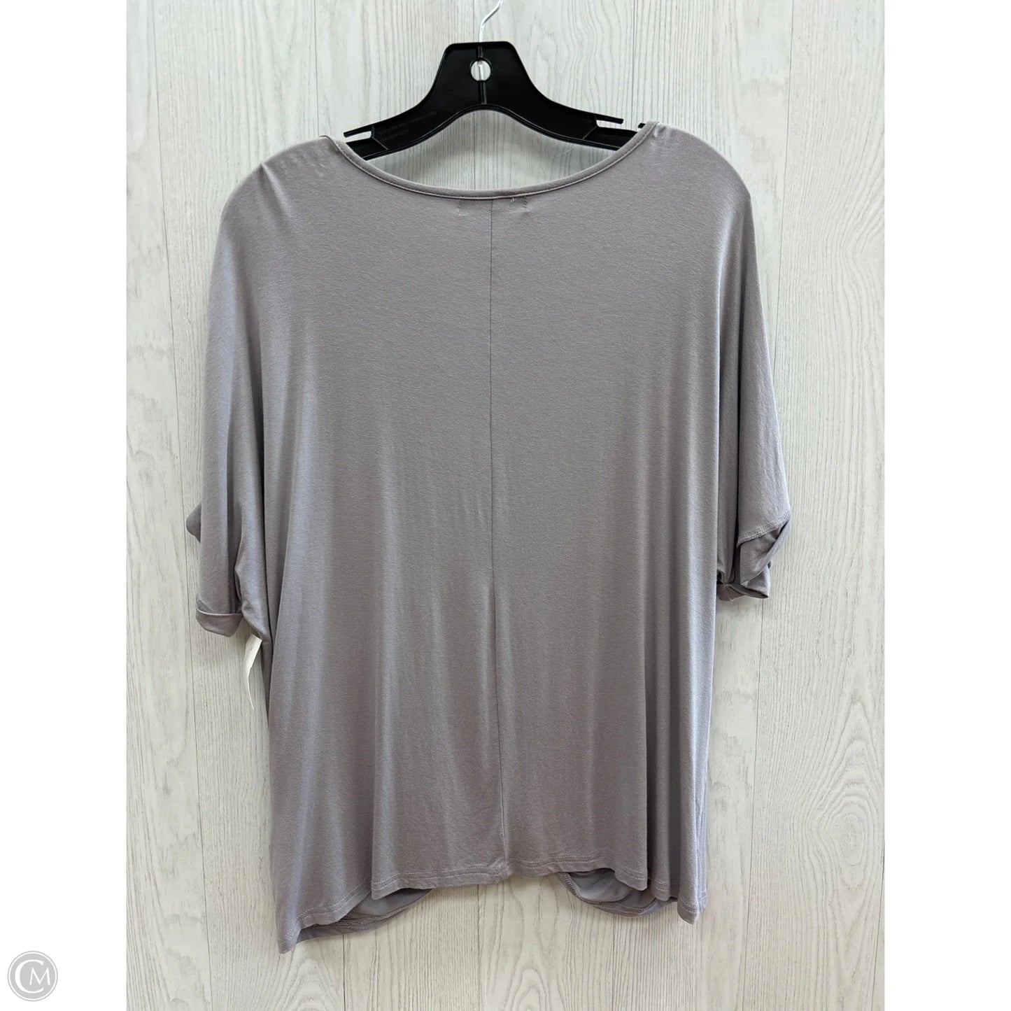 Top Short Sleeve Basic By Shein In Grey, Size: M