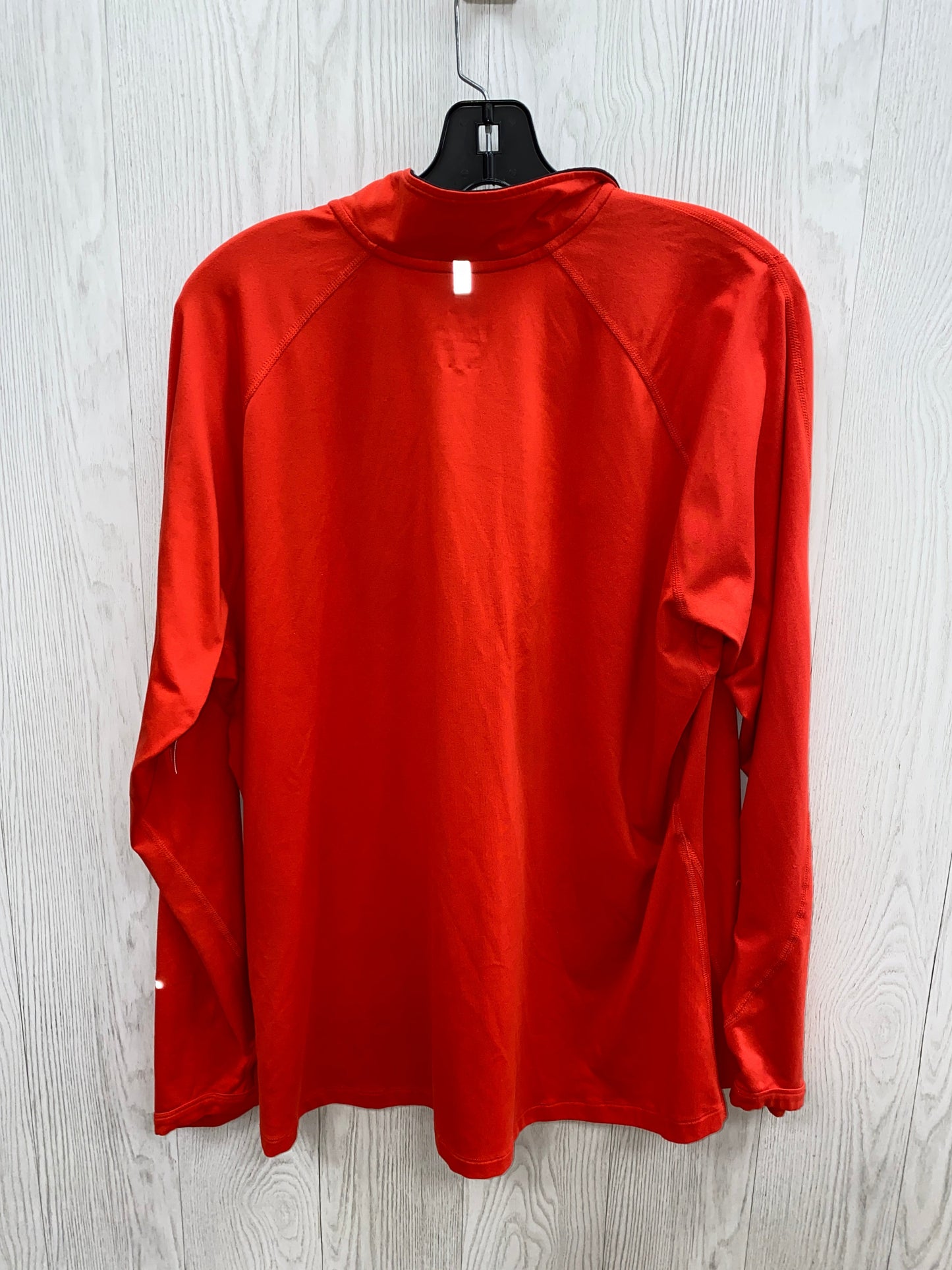 Athletic Top Long Sleeve Crewneck By Nike In Red, Size: 1x