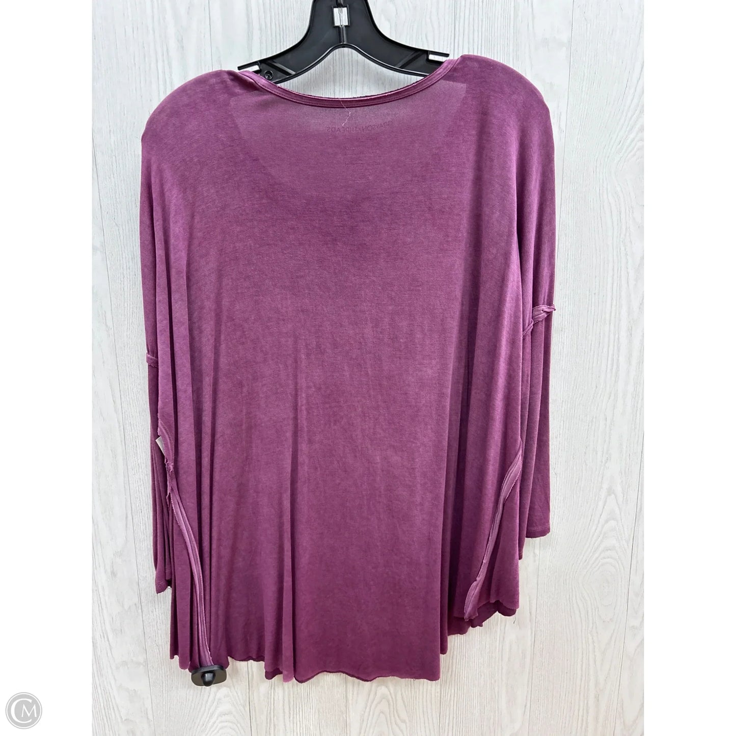 Top 3/4 Sleeve By Grayson Threads In Purple, Size: M