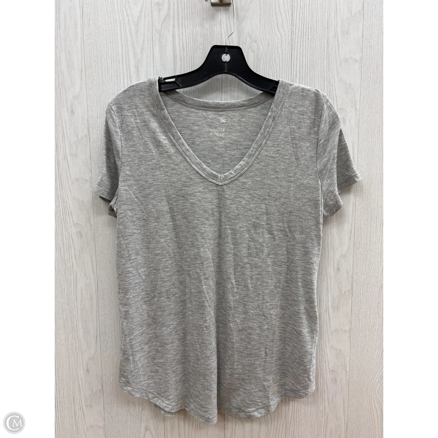 Top Short Sleeve By So In Grey, Size: M