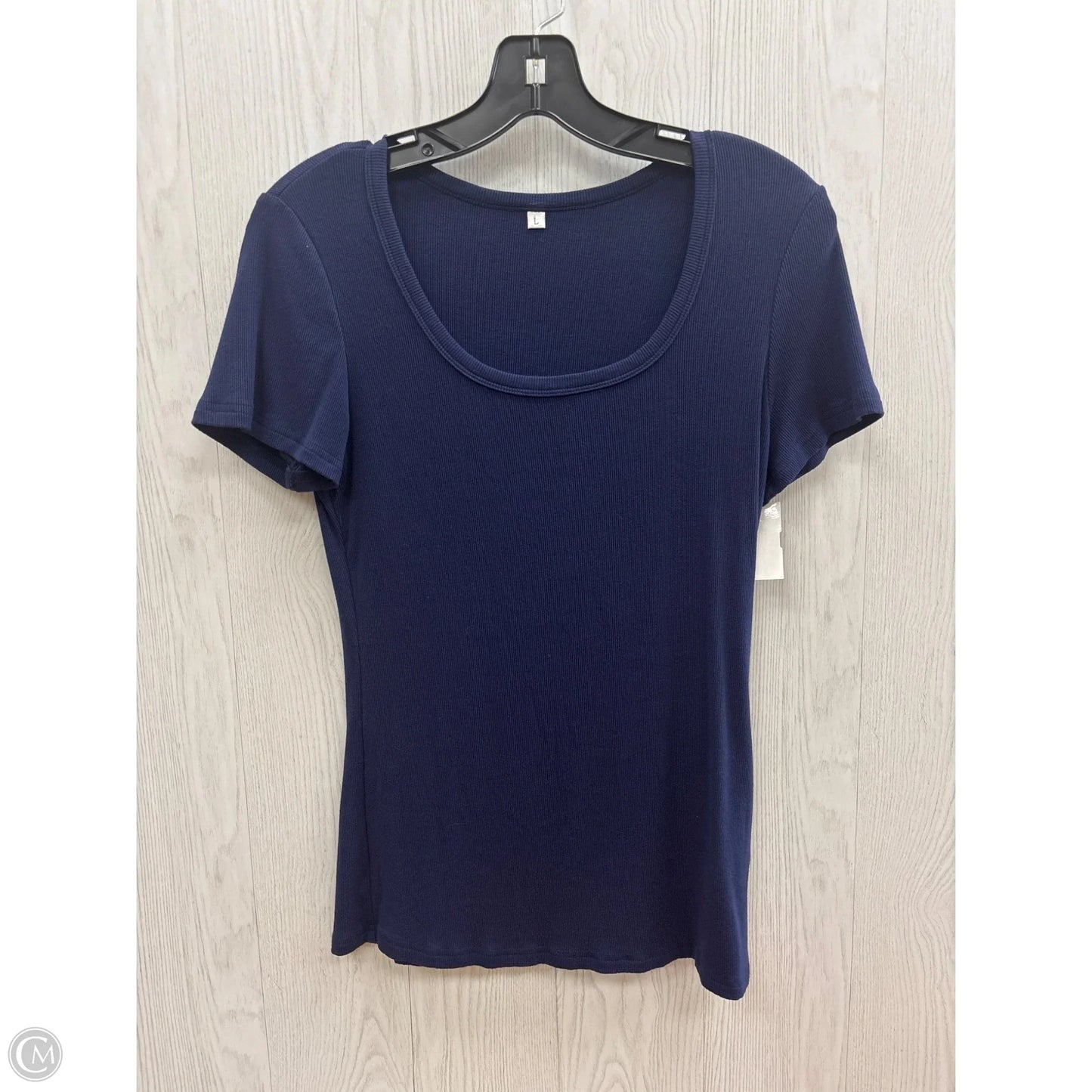 Top Short Sleeve By Clothes Mentor In Navy, Size: L